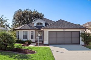 5454 SIR CHURCHILL DR, LEESBURG, FL
