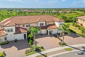 10035 CROOKED CREEK DR UNIT 202, VENICE, FL