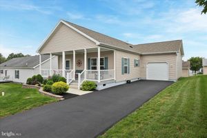 414 HONEYSUCKLE LN, BLUE BELL, PA
