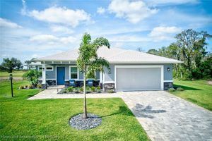 4211 NORTH COURSE LN, AVON PARK, FL
