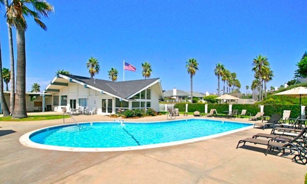 Clubhouse & Outdoor Pool