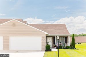 1338 CHAMI DR # 196, SPRING GROVE, PA