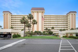 4725 COVE CIR APT 202, ST PETERSBURG, FL