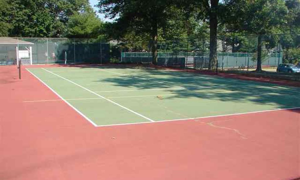 3 Tennis Courts
