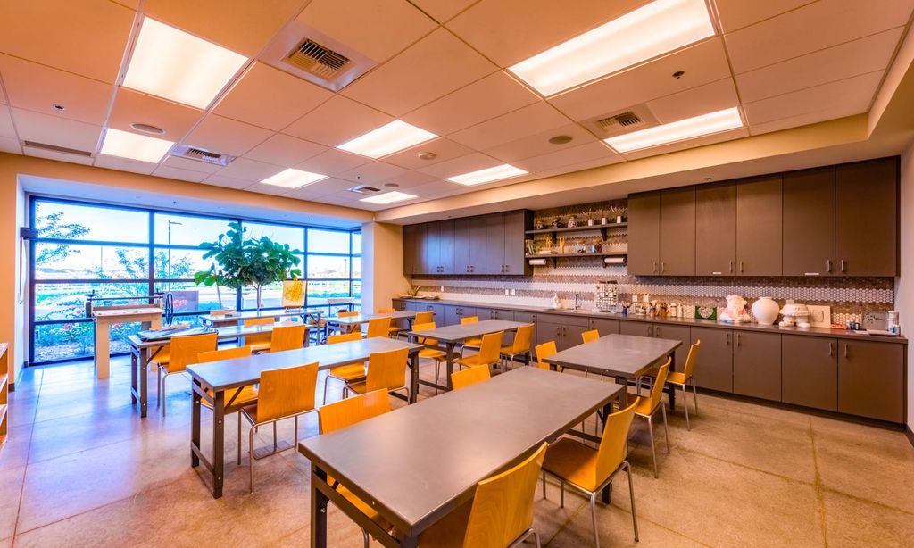 Arts & Crafts Studio