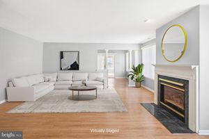 84 PEPPERGRASS DR, MOUNT LAUREL, NJ