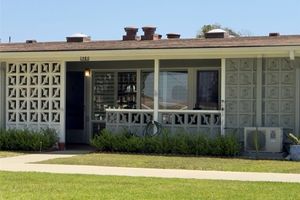 13860 SAINT ANDREWS DR APT 62D, SEAL BEACH, CA