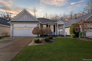 3818 HILLSDALE DR, AUBURN HILLS, MI