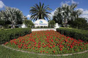 523 CLUBSIDE CIR 52, VENICE, FL