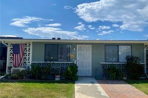 13800 ANNADALE DR, SEAL BEACH, CA