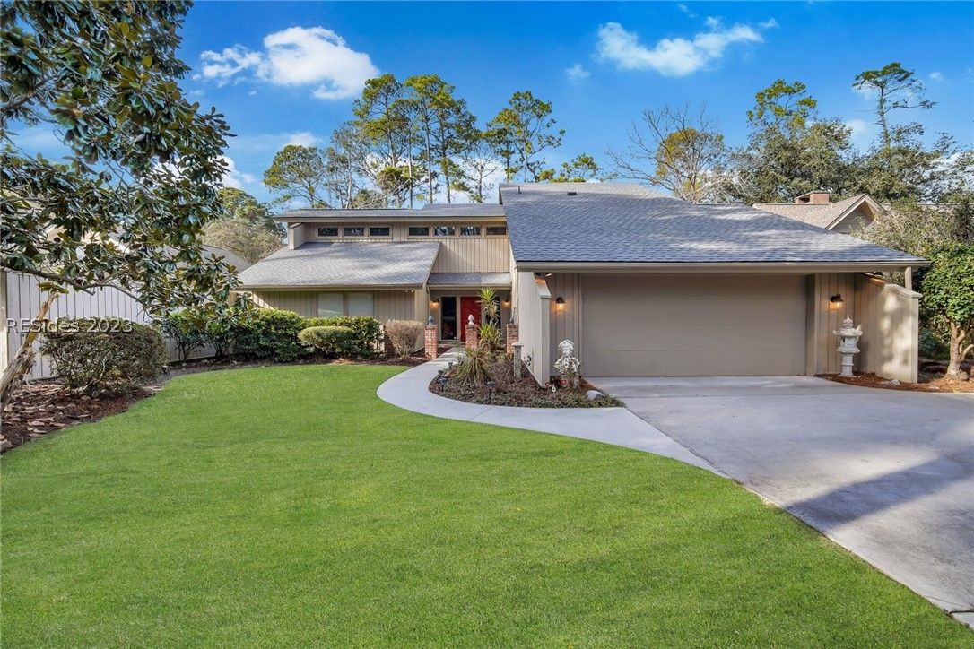 image of property at 10 Winding Trail Lane