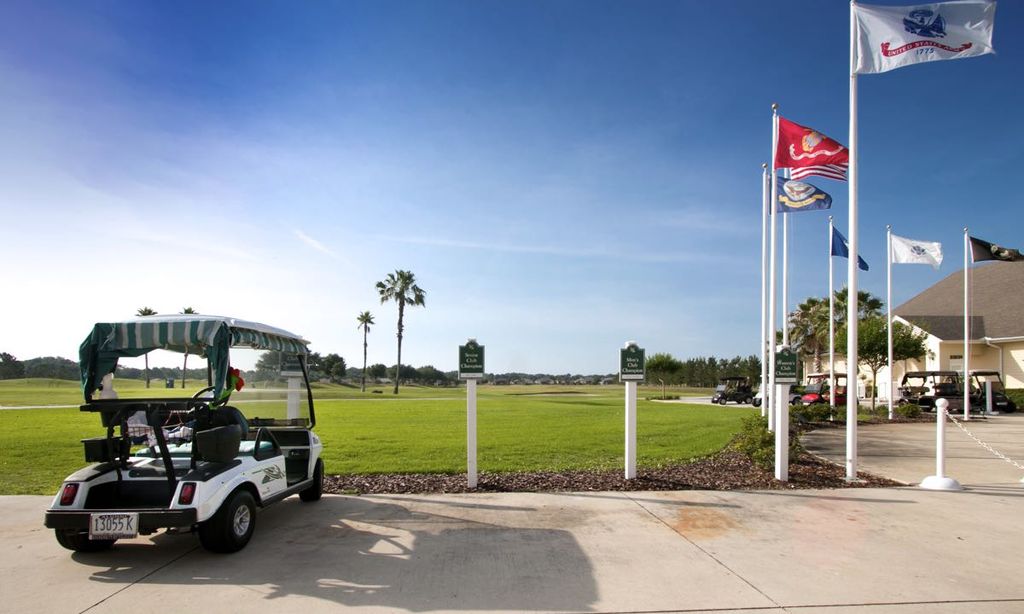 18-Hole SummerGlen Golf Course