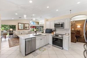 7689 LAS CRUCES CT, BOYNTON BEACH, FL