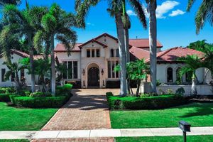 5414 TYBEE ISLAND DR, APOLLO BEACH, FL