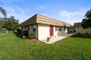 202 BEDFORD ST 72, SUN CITY CENTER, FL