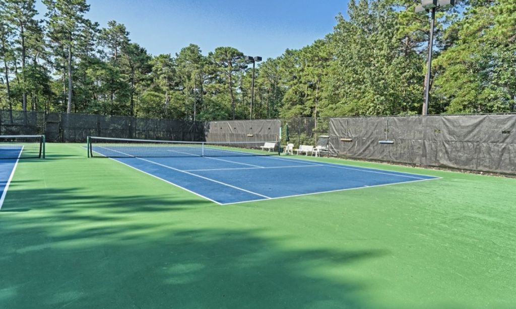 4 Tennis Courts
