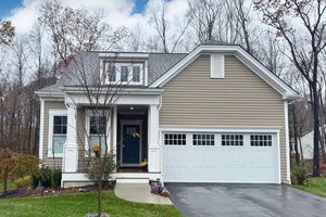 930 TILLINGHAST DR # 930, OXFORD, CT