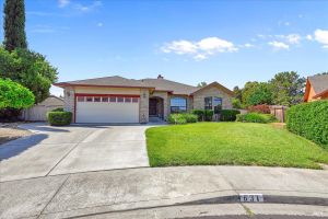 631 WHITNEY CT, VACAVILLE, CA