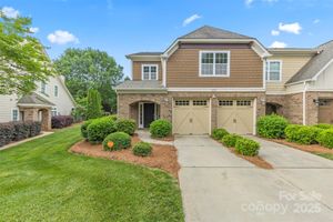 8505 LOXTON CIR, CHARLOTTE, NC