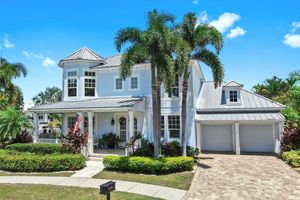 627 MIRABAY BLVD, APOLLO BEACH, FL