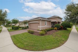 1675 VICTORIA GARDENS DR, DELAND, FL