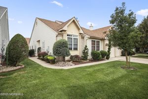 25 WELLFLEET ST, MONROE, NJ