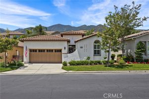 9121 WOODED HILL DR, CORONA, CA