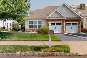 18 DELRAY LN, ABSECON, NJ