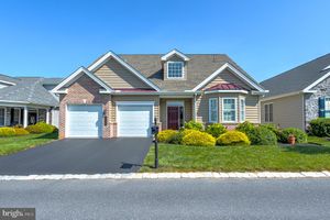 228 LOYAL DR, MECHANICSBURG, PA