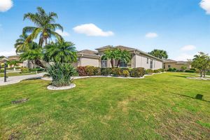 401 NOBLE FAIRE DR, SUN CITY CENTER, FL
