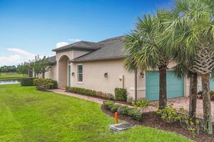 11066 SW SUNRISE LAKE DR, PORT SAINT LUCIE, FL