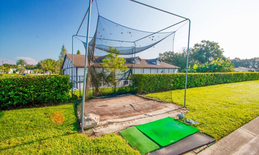 Golf Practice Facilities