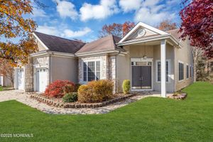 65 SPYGLASS DR, JACKSON, NJ