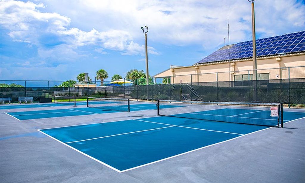 12 Pickleball Courts