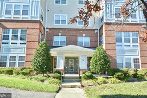 13216 FOX BOW DR 305, UPPER MARLBORO, MD