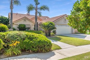3010 TEA ROSE ST, BAKERSFIELD, CA