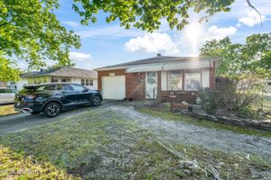 15 SAINT EUSTATIUS ST, TOMS RIVER, NJ