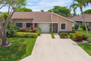 8080 SWEETBRIAR WAY, BOCA RATON, FL