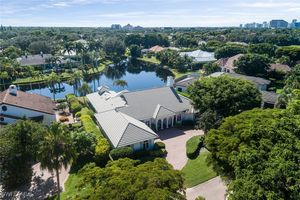 708 NATHAN HALE DR, NAPLES, FL