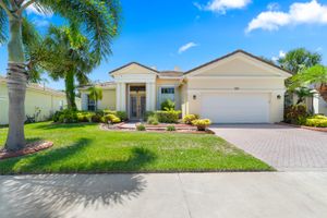 525 SW LAKE MANATEE WAY, PORT SAINT LUCIE, FL