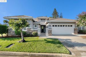 1007 CENTENNIAL DR, BRENTWOOD, CA