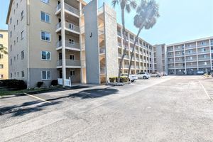 3559 LAKE BAYSHORE DR J-204, BRADENTON, FL