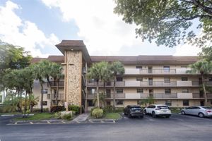 4965 E SABAL PALM BLVD 303, TAMARAC, FL