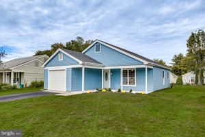 248 HUNTINGTON DR, SOUTHAMPTON, NJ