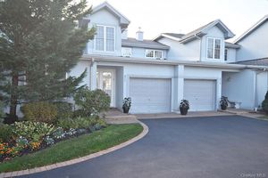 677 BALFOUR PL, MELVILLE, NY