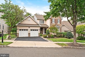 12 IRONWOOD RD, SKILLMAN, NJ