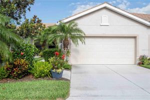 8224 SIMPSON FALLS CT # 8224, SARASOTA, FL