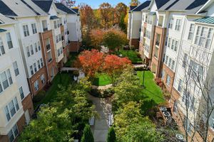 2540 KENSINGTON GDNS UNIT 303, ELLICOTT CITY, MD