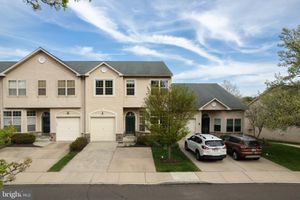 619 MANOR DR, HORSHAM, PA