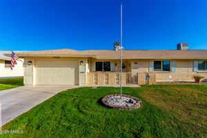 10504 W ROUNDELAY CIR, SUN CITY, AZ